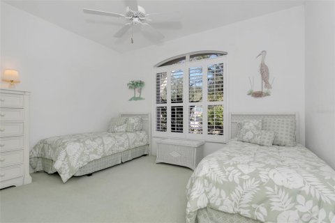House in University Park, Florida 3 bedrooms, 179.67 sq.m. № 2094181 - photo 9