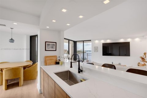 Купить кондоминиум в Майами, Флорида 2 спальни, 136.47м2, № 2018526 - фото 7