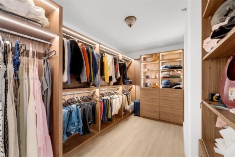 Купить кондоминиум в Майами, Флорида 2 спальни, 136.47м2, № 2018526 - фото 15