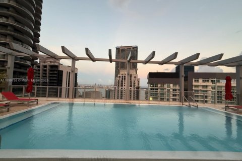 Снять в аренду кондоминиум в Майами, Флорида 1 спальня, 85.75м2, № 1951313 - фото 20