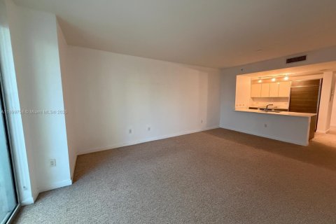 Снять в аренду кондоминиум в Майами, Флорида 1 спальня, 85.75м2, № 1951313 - фото 10