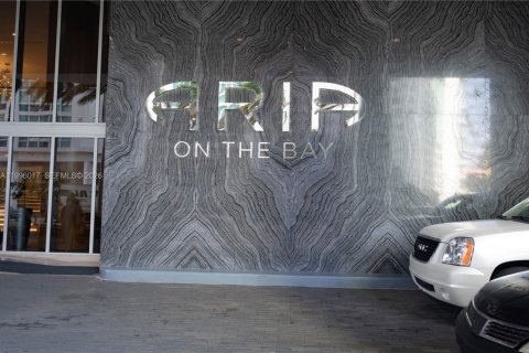 Снять в аренду кондоминиум в Майами, Флорида 1 спальня, 65.59м2, № 2059125 - фото 16