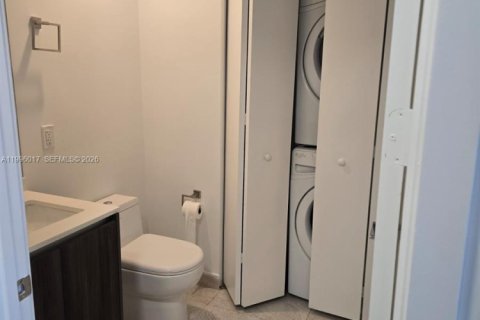 Снять в аренду кондоминиум в Майами, Флорида 1 спальня, 65.59м2, № 2059125 - фото 11