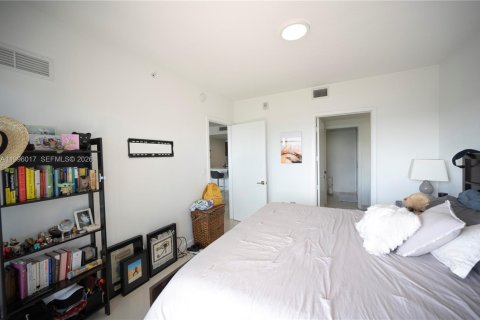 Снять в аренду кондоминиум в Майами, Флорида 1 спальня, 65.59м2, № 2059125 - фото 7