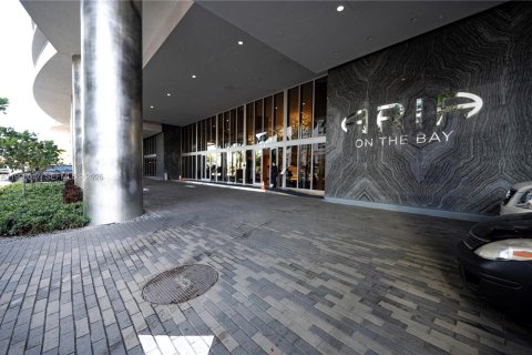 Снять в аренду кондоминиум в Майами, Флорида 1 спальня, 65.59м2, № 2059125 - фото 17