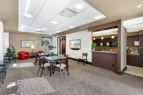 Condo in Sarasota, Florida, 2 bedrooms  № 2208684 - photo 29