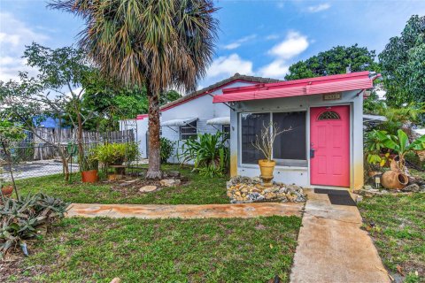 House in Oakland Park, Florida 3 bedrooms, 112.23 sq.m. № 2008509 - photo 27