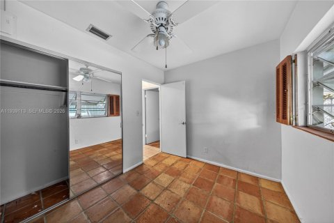 House in Oakland Park, Florida 3 bedrooms, 112.23 sq.m. № 2008509 - photo 16