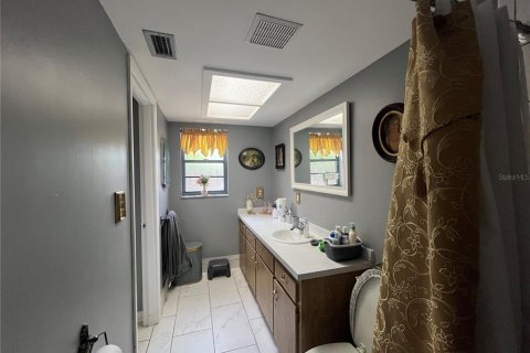 House in Crystal River, Florida 3 bedrooms, 151.43 sq.m. № 2214206 - photo 8