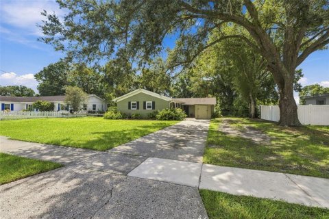 Casa en Tampa, Florida 4 dormitorios, 139.35 m2 № 2379476