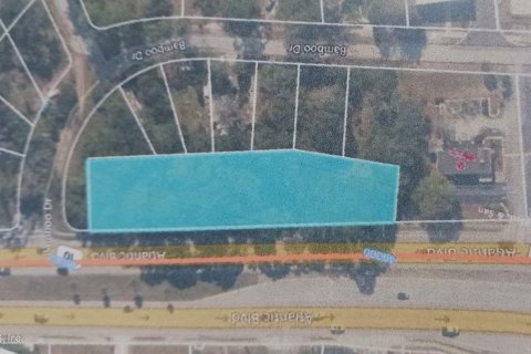 Land in Neptune Beach, Florida № 771201 - photo 1