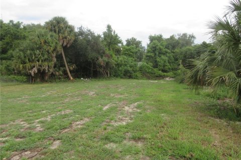House in Silver Springs Shores, Florida 3 bedrooms, 107.67 sq.m. № 1905650 - photo 15