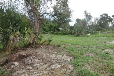 House in Silver Springs Shores, Florida 3 bedrooms, 107.67 sq.m. № 1905650 - photo 6