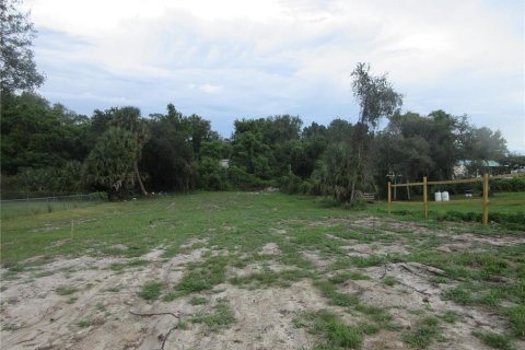 House in Silver Springs Shores, Florida 3 bedrooms, 107.67 sq.m. № 1905650 - photo 5