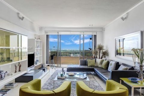 Condo à Key Biscayne, Floride, 3 chambres  № 2357100