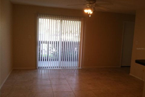 Copropriété à vendre à Saint Petersburg, Floride: 2 chambres, 87.33 m2 № 1880909 - photo 13