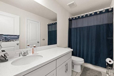 House in Minneola, Florida 5 bedrooms, 298.4 sq.m. № 2111587 - photo 19