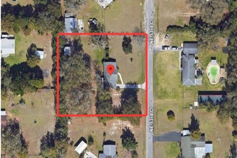 House in Ocala, Florida 3 bedrooms, 132.29 sq.m. № 2196950 - photo 5