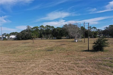 Terreno en venta en Edgewater, Florida № 2109459 - foto 17