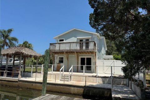 Villa ou maison à louer à Hudson, Floride: 2 chambres, 171.68 m2 № 1521787 - photo 2