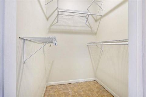Condo in Hollywood, Florida, 2 bedrooms  № 2082342 - photo 9