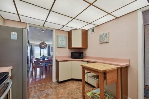 Condominio en venta en Treasure Island, Florida, 2 dormitorios, 117.99 m2 № 1774083 - foto 13