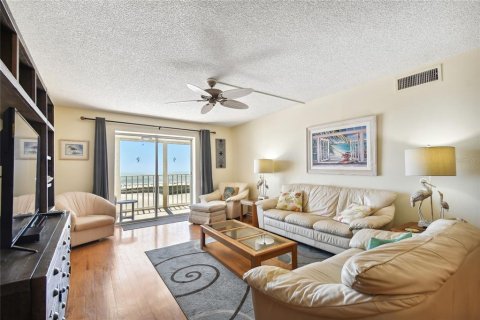Condominio en venta en Treasure Island, Florida, 2 dormitorios, 117.99 m2 № 1774083 - foto 18