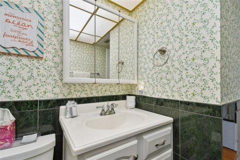 Condominio en venta en Treasure Island, Florida, 2 dormitorios, 117.99 m2 № 1774083 - foto 27