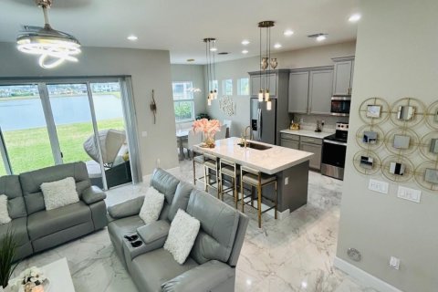 House in Westlake, Florida 4 bedrooms, 201.13 sq.m. № 2378787 - photo 7