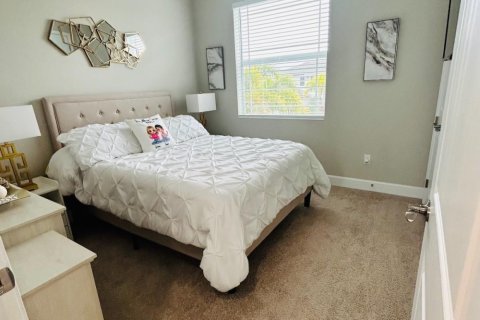 House in Westlake, Florida 4 bedrooms, 201.13 sq.m. № 2378787 - photo 28