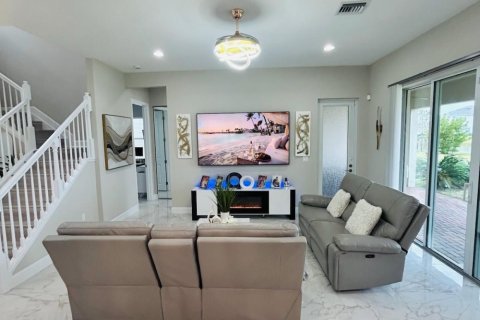 House in Westlake, Florida 4 bedrooms, 201.13 sq.m. № 2378787 - photo 12