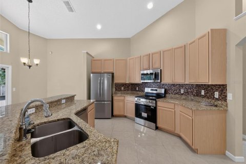 Villa ou maison à vendre à Orlando, Floride: 4 chambres, 215.07 m2 № 2411631 - photo 13
