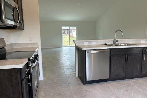 Casa en venta en Frostproof, Florida, 3 dormitorios, 162.3 m2 № 1553273 - foto 3