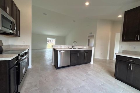 Casa en venta en Frostproof, Florida, 3 dormitorios, 162.3 m2 № 1553273 - foto 4