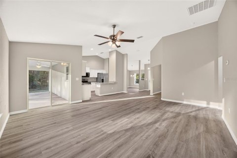 Villa ou maison à vendre à Dunnellon, Floride: 3 chambres, 164.07 m2 № 2426853 - photo 16