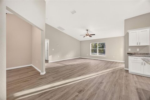 Villa ou maison à vendre à Dunnellon, Floride: 3 chambres, 164.07 m2 № 2426853 - photo 12