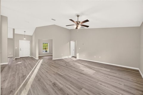 Villa ou maison à vendre à Dunnellon, Floride: 3 chambres, 164.07 m2 № 2426853 - photo 17