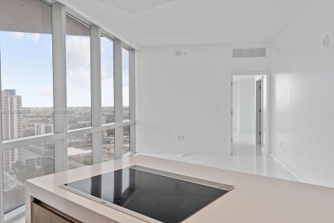 Condominio en venta en Miami, Florida, 1 dormitorio, 87.05 m2 № 1867023 - foto 7