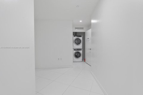 Condominio en venta en Miami, Florida, 1 dormitorio, 87.05 m2 № 1867023 - foto 24