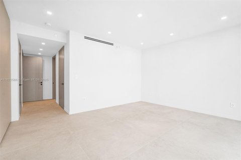 Condo in Hollywood, Florida, 2 bedrooms  № 1938063 - photo 22