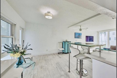 Купить кондоминиум в Хиллсборо-Бич, Флорида 3 комнаты, 78.97м2, № 2260422 - фото 24