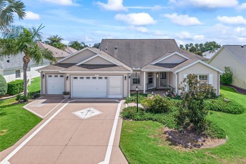 Casa en The Villages, Florida 3 dormitorios, 179.02 m2 № 2362372