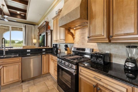 Villa ou maison à vendre à Kissimmee, Floride: 4 chambres, 341.69 m2 № 2406675 - photo 13