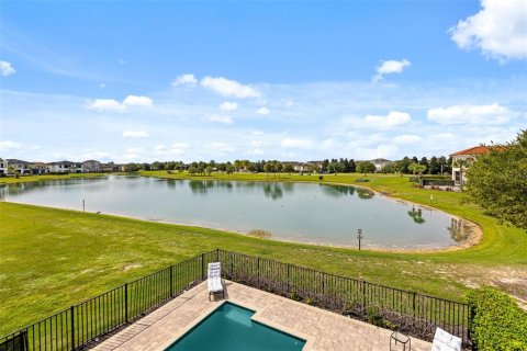 Villa ou maison à vendre à Kissimmee, Floride: 4 chambres, 341.69 m2 № 2406675 - photo 3