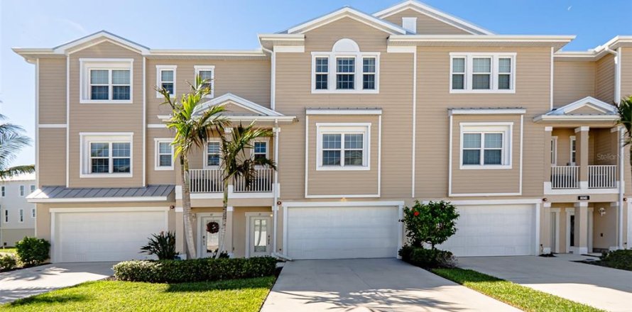 Adosado en Placida, Florida 3 dormitorios, 224.45 m2 № 2200935