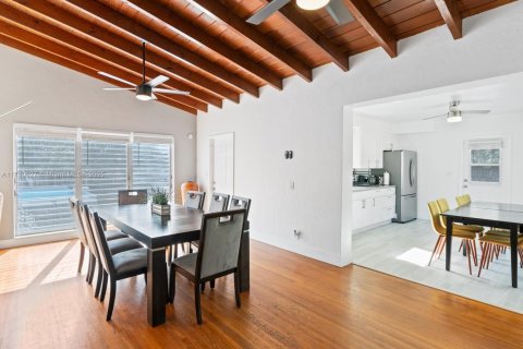 Propiedad comercial en venta en Dania Beach, Florida № 1961159 - foto 10