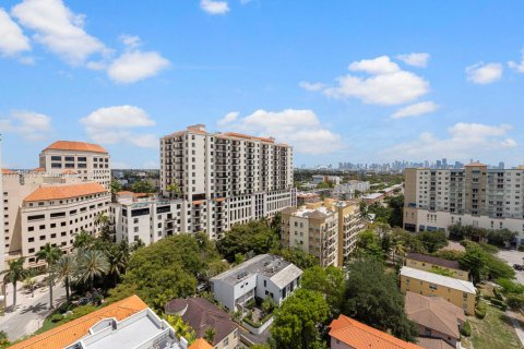 Condo in Coral Gables, Florida, 2 bedrooms  № 1737485 - photo 24