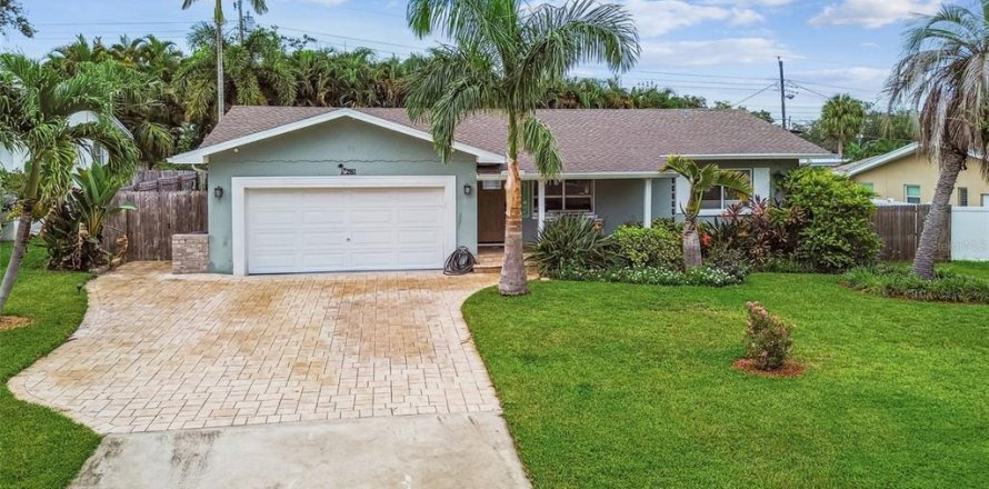 Casa en Largo, Florida 2 dormitorios, 146.23 m2 № 1907606