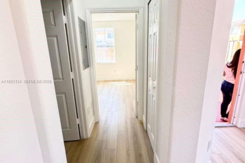 Adosado en venta en Homestead, Florida, 4 dormitorios, 154.31 m2 № 2009060 - foto 24