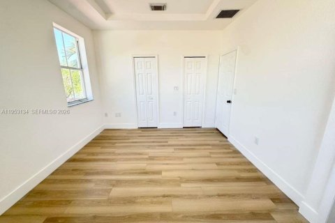 Adosado en venta en Homestead, Florida, 4 dormitorios, 154.31 m2 № 2009060 - foto 16